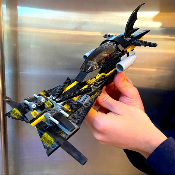 Lego Batwing with Batgirl mini figure. - Picture 3 of 4